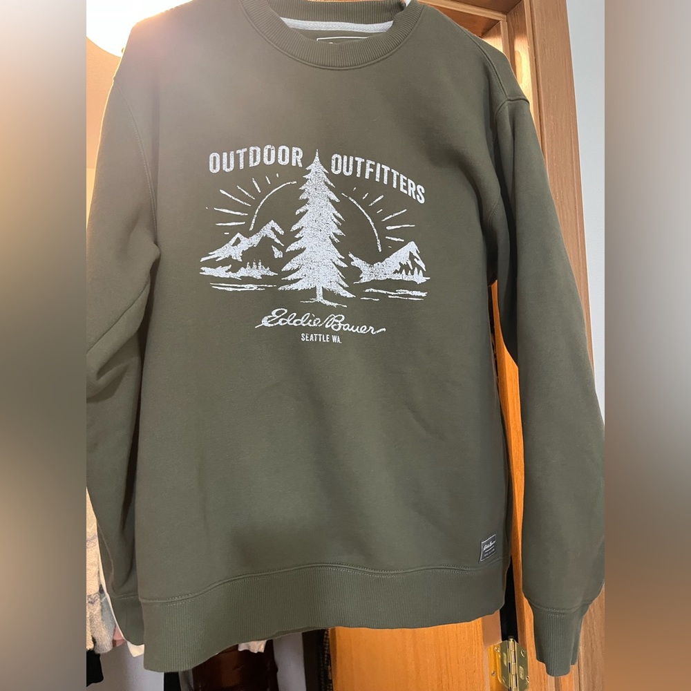 Eddie Bauer Men's and Unisex  Olive Crewneck Sweatshirt. Never worn.